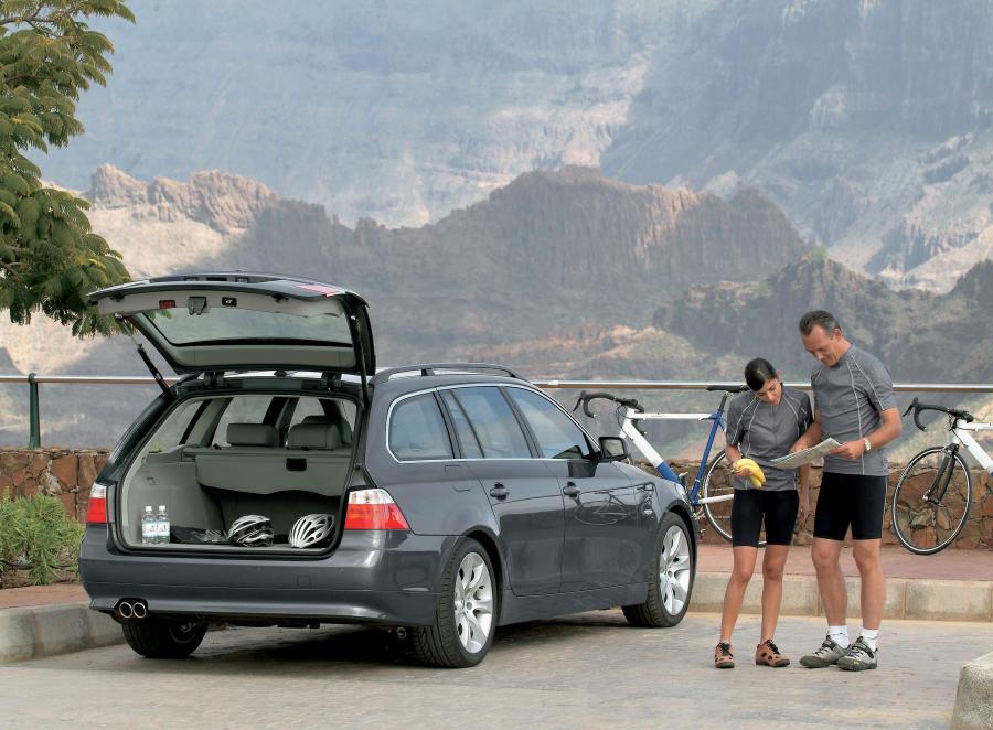  BMW 545i Touring (E61) 2004 года  (WW) (фото 6 из 42)